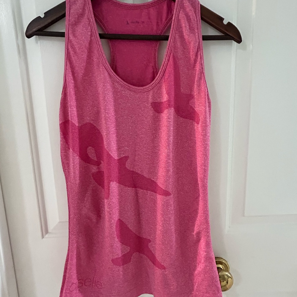 Oiselle Flyout tank